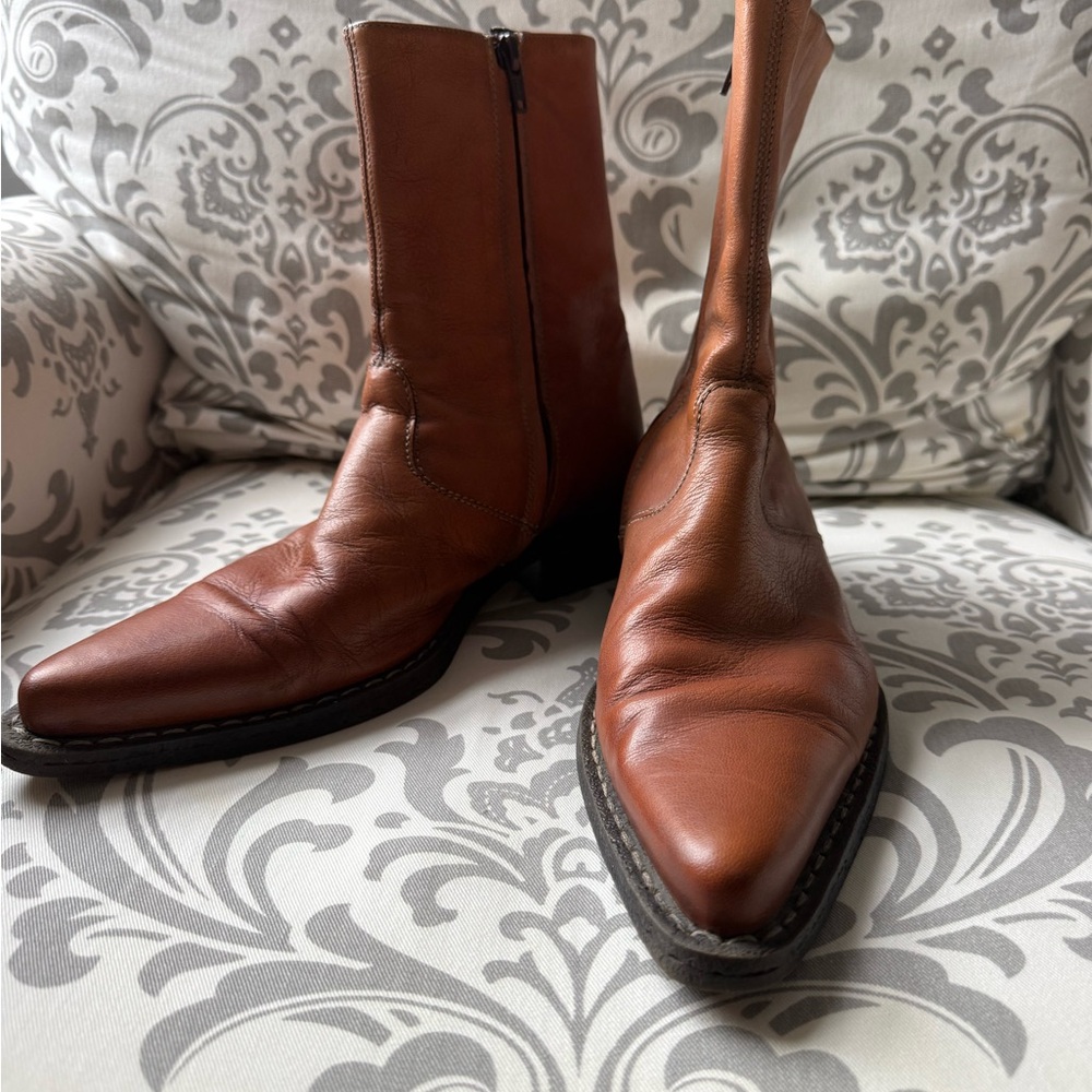 Janet & Janet brown Italian leather boots